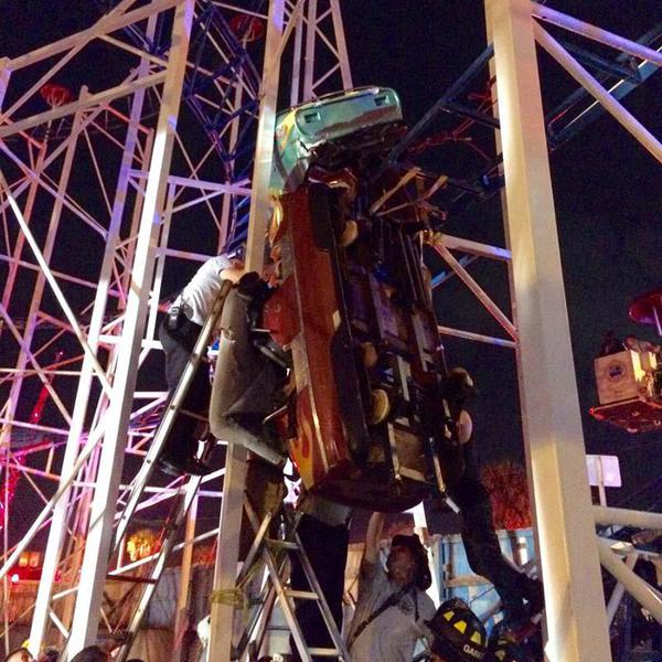 World'S Most Horrifying Amusement Park Accidents And Deaths | Far & Wide