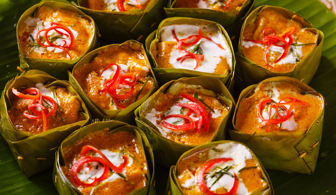 Cambodian Food: 10 Traditional Dishes You Should Eat - Rainforest Cruises