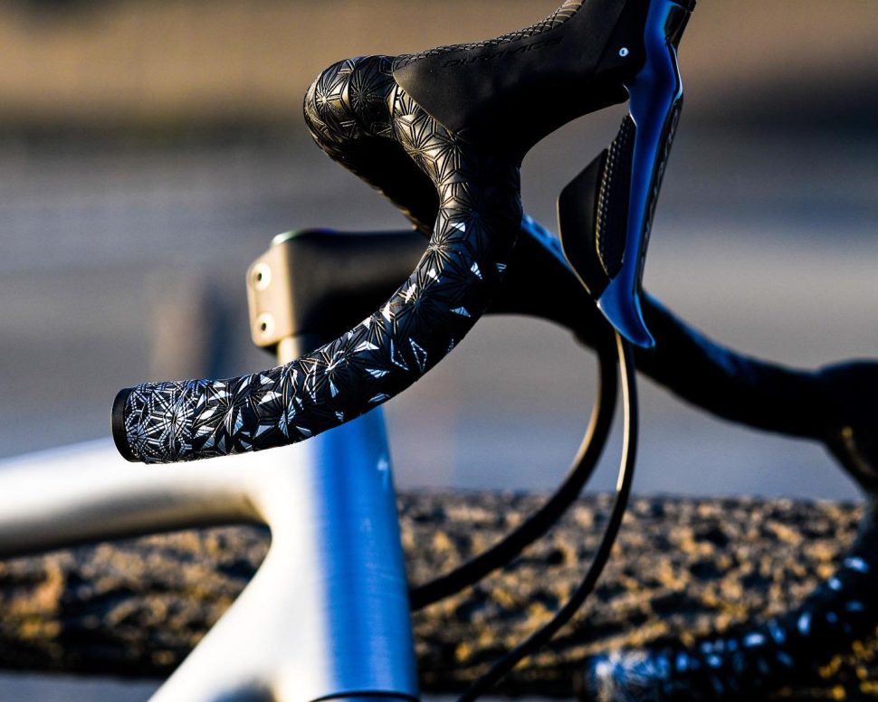 Best Road Bike Handlebar Tape And How To Wrap It| Cyclist